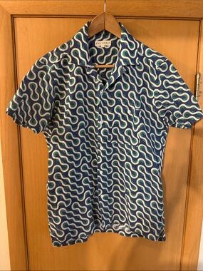 Far Afield Men's Linen Wave-Print Short Sleeve Button Down Shirt Blue Small (1)